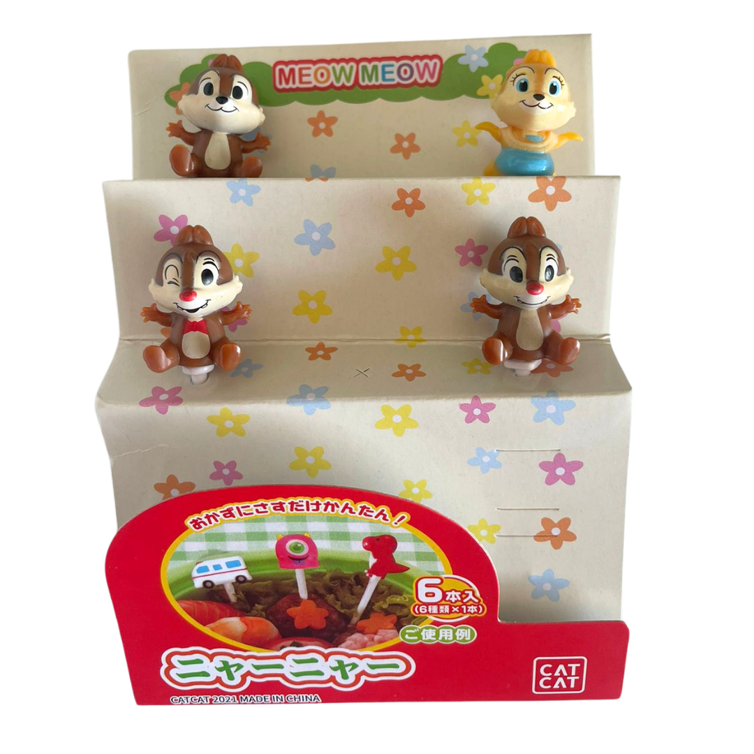 Picks Chip and Dale