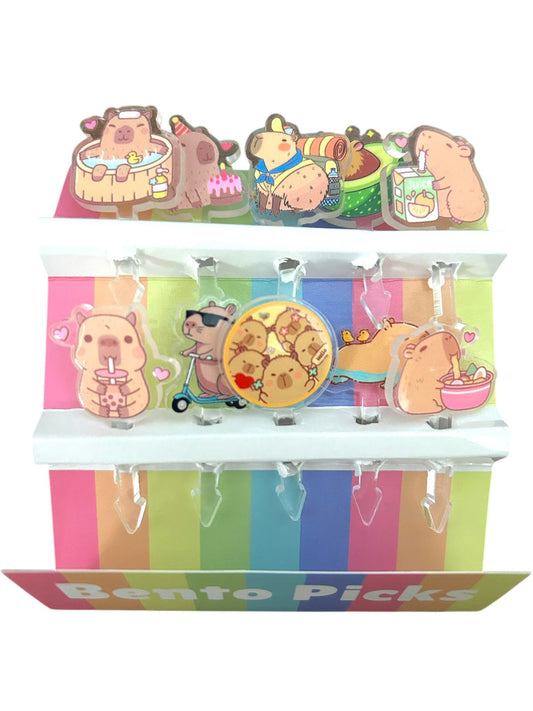 Picks cute Capibara